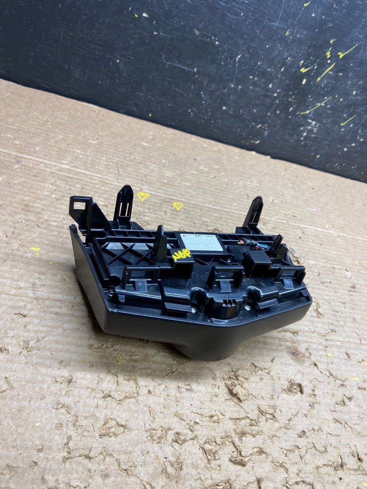 2012 2014 Toyota Prius V Climate Heater A/C AC Control Panel  Oem W3436 DG4