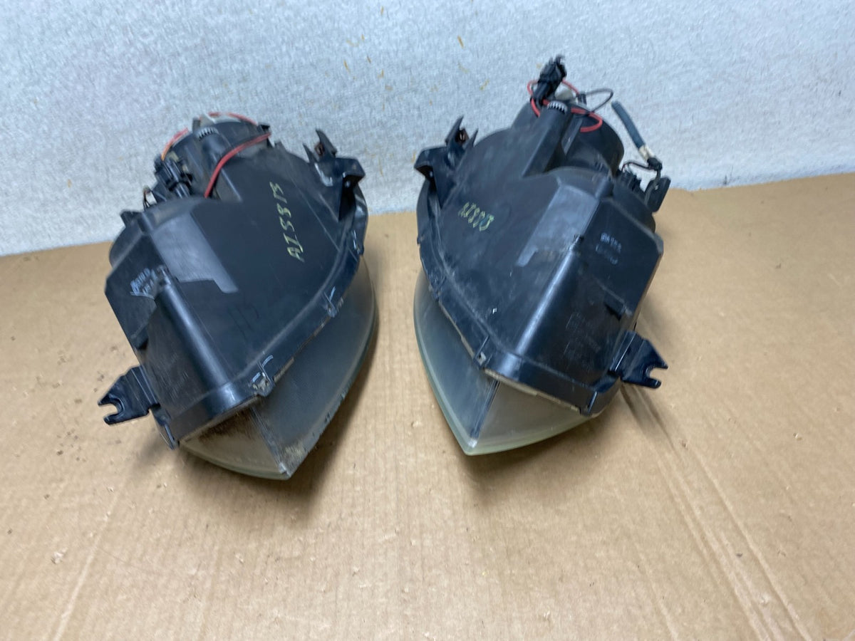 2005 to 2006 Nissan Altima Left+Right Side Set Halogen Headlights AI8813 DW9