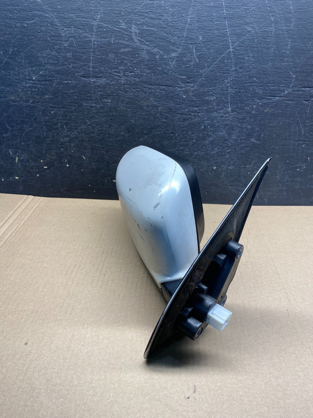 2003 to 2005 Mitsubishi Outlander Right Passenger Door Power Mirror OE ah3147 DG2