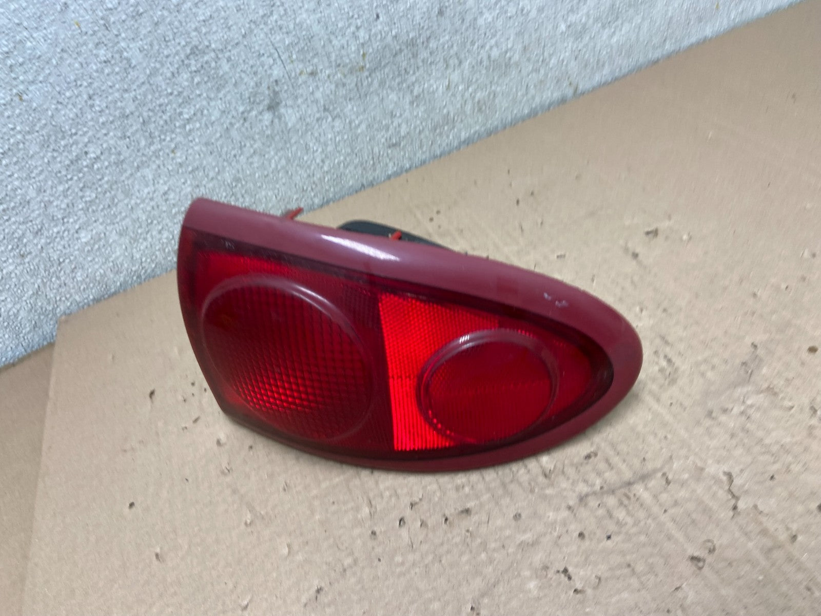 2003 2004 2005 Chevrolet Cavalier Right Passenger RH Tail Light OEM AB2473 DG1