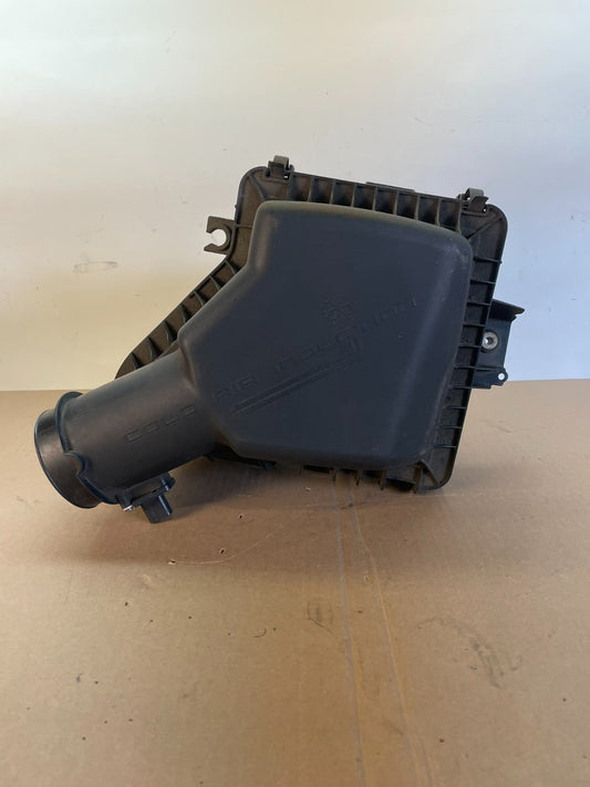 2005-2010 Ford Mustang 4.0L V6 Air Intake Housing Cleaner Box AG2585 DG0