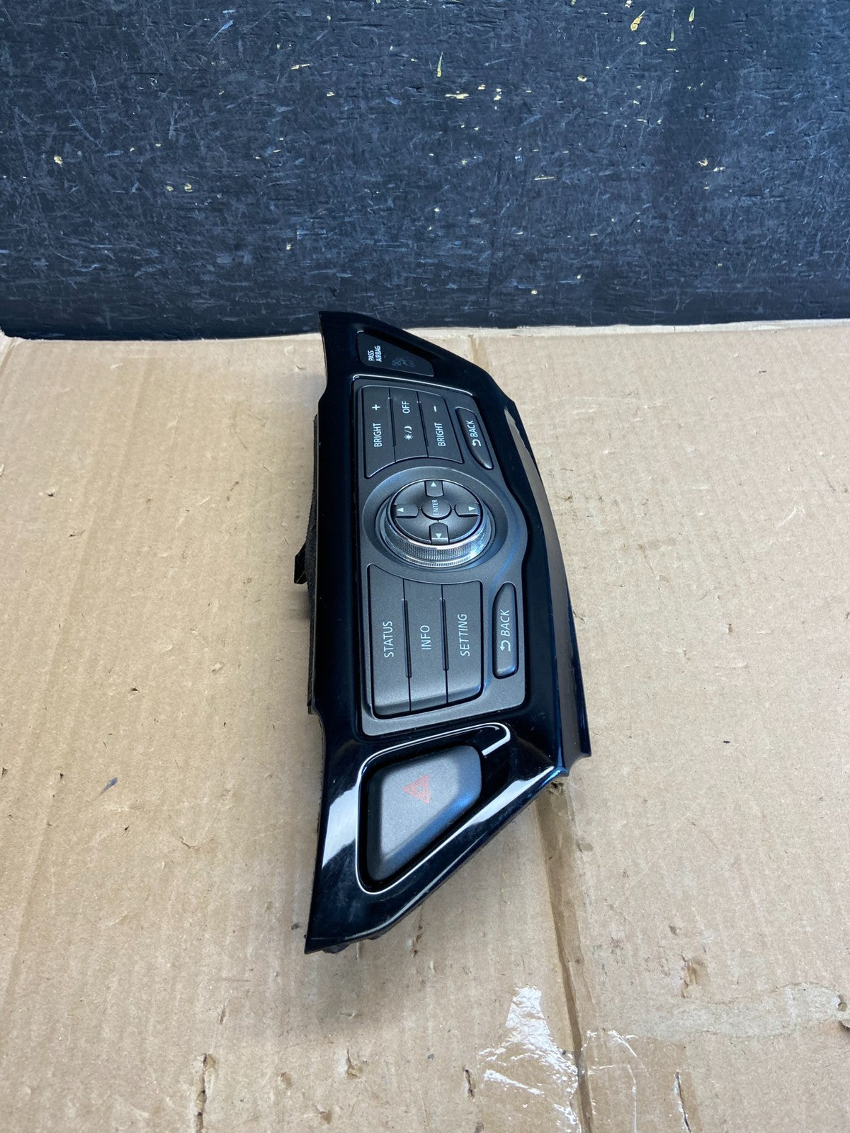 2013 to 2015 Nissan Pathfinder Information Display Control AH5573 DW1