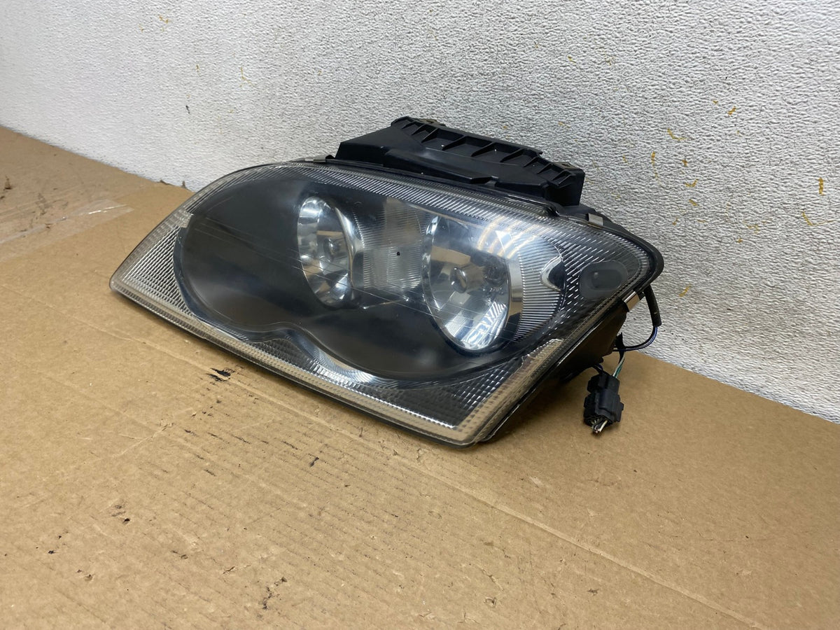 2004 to 2006 Chrysler Pacifica Headlight Left Driver LH Halogen AH7933 LK2