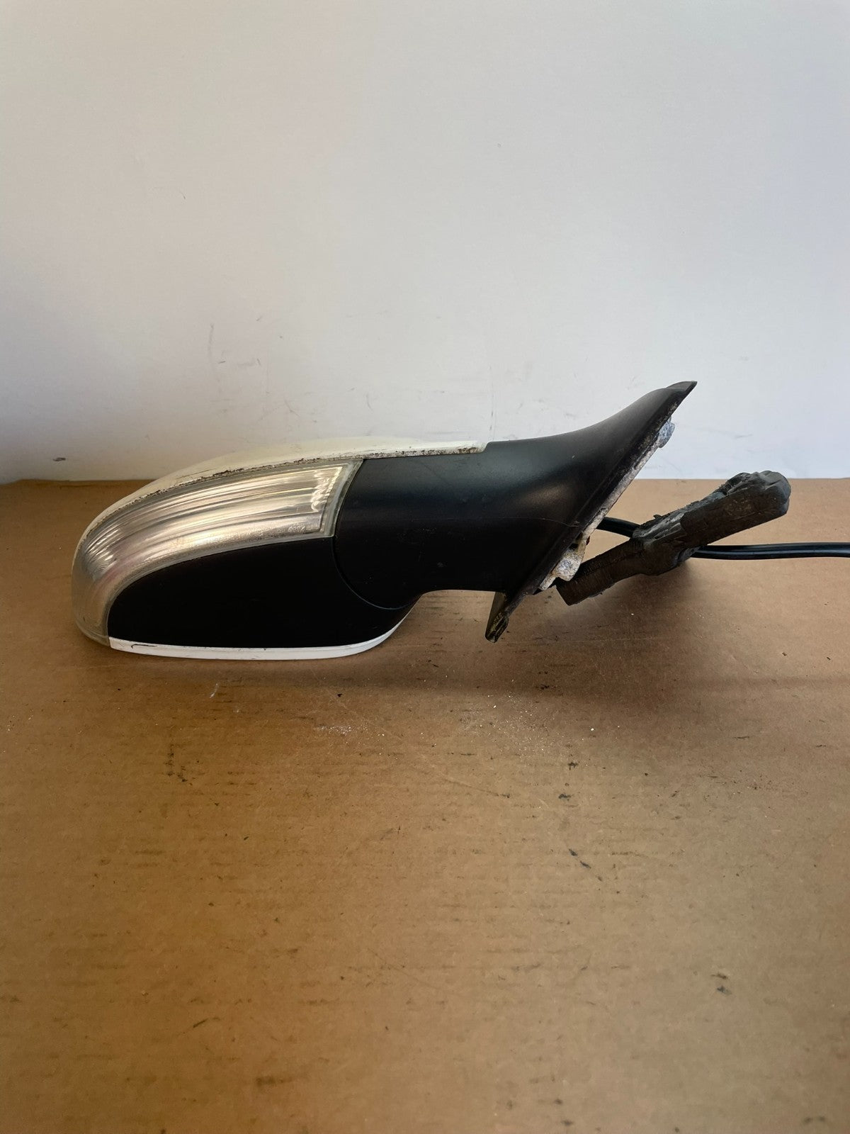 2006-2010 Volkswagen Jetta Right Passenger RH View Door Mirror AG0664 DW3