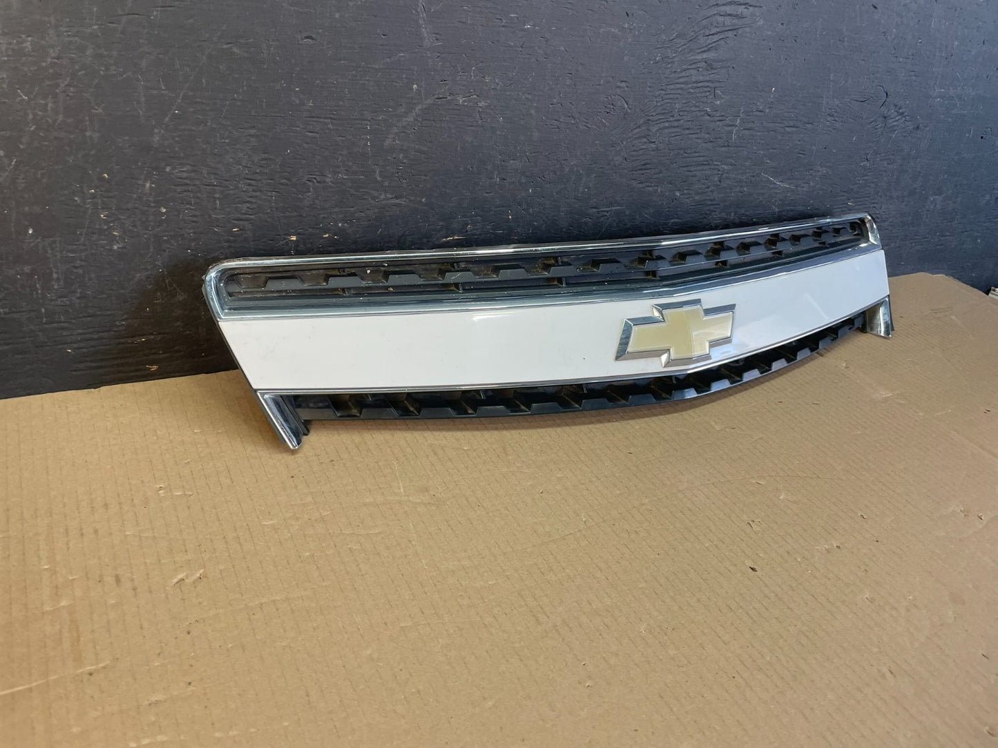 2012-2015 Chevrolet Captiva Sport White Front Upper Grille Grill AB7679 DG2