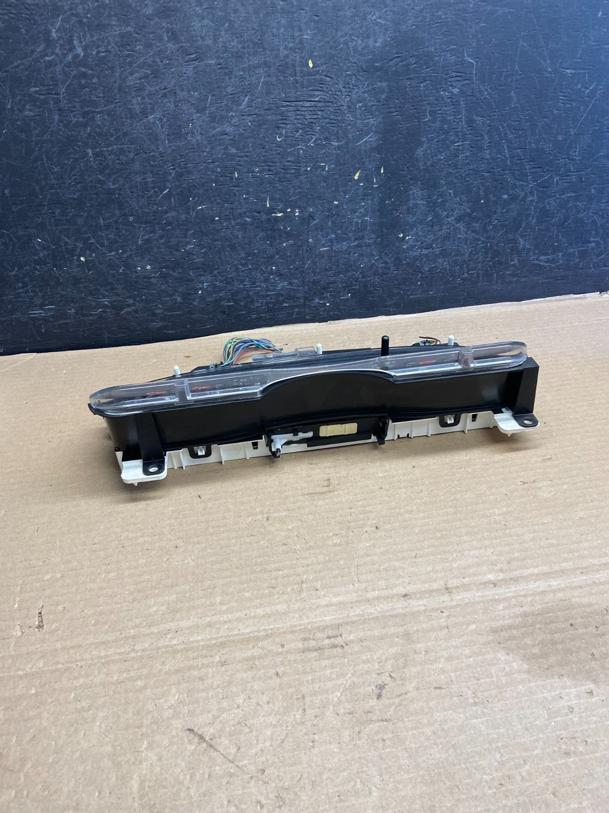 2004 to 2008 Ford E150 E250 Gauge Speedometer Cluster ah1502 DG4
