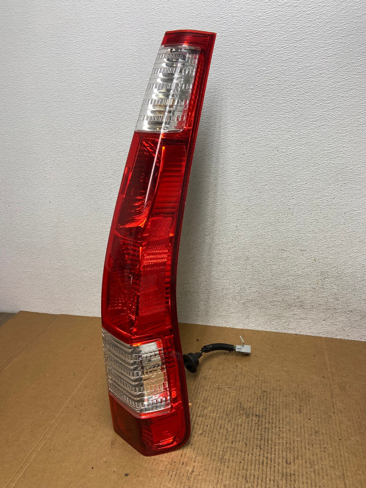 2005 to 2006 Honda Cr-v Crv Right Passenger Side Tail Light AE0629 LK1