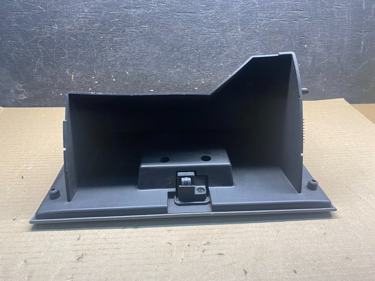 2004 to 2008 Ford F-150 Glove Box Compartment AH9718 DG4