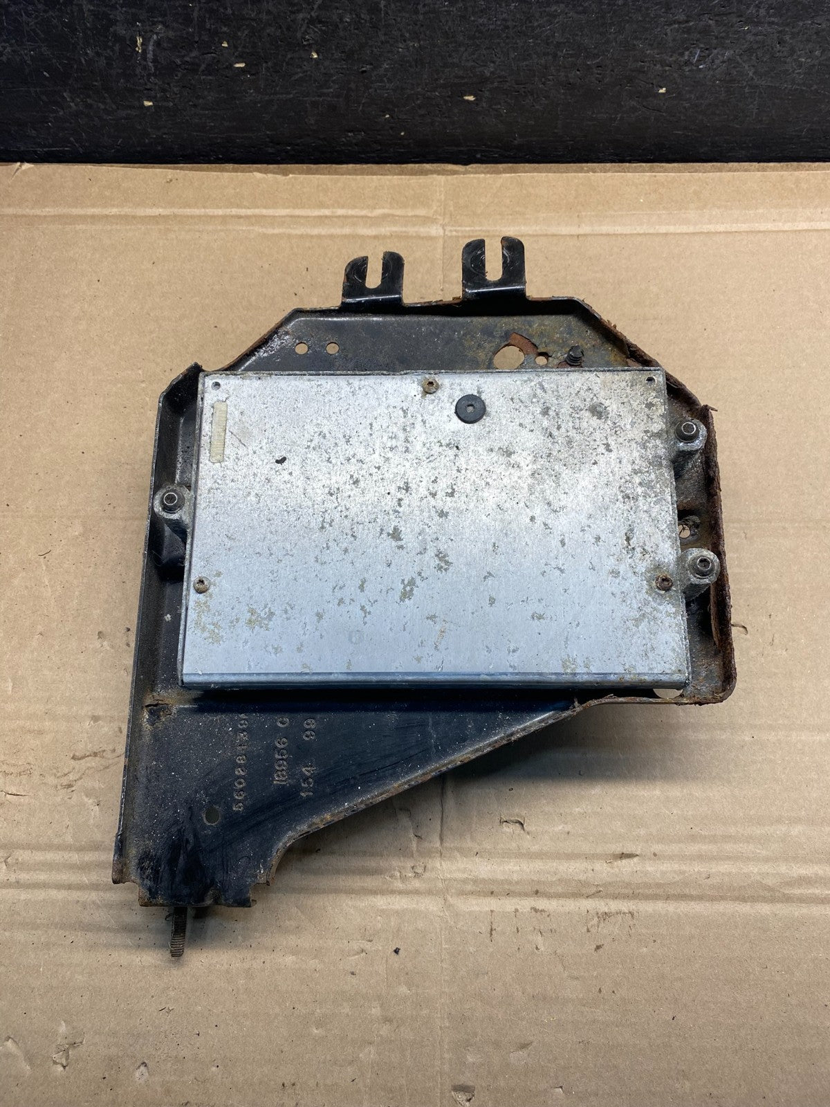 1999 Jeep Cherokee 4.0L ECM ECU Engine Control Computer Modul AE9889 DW1