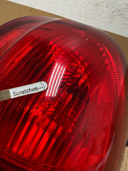 2003 to 2011 Lincoln Town Car Right Passenger Rh Tail Light AE2760 LK3