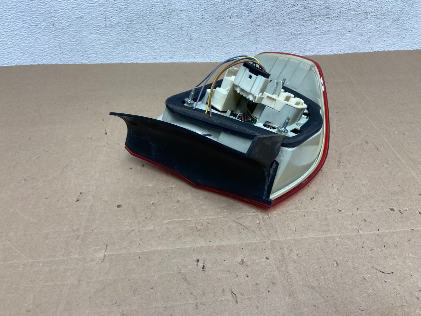 2009 2010 BMW 328i 3 Series Right Passenger RH Side Tail Light AE5957 DW4