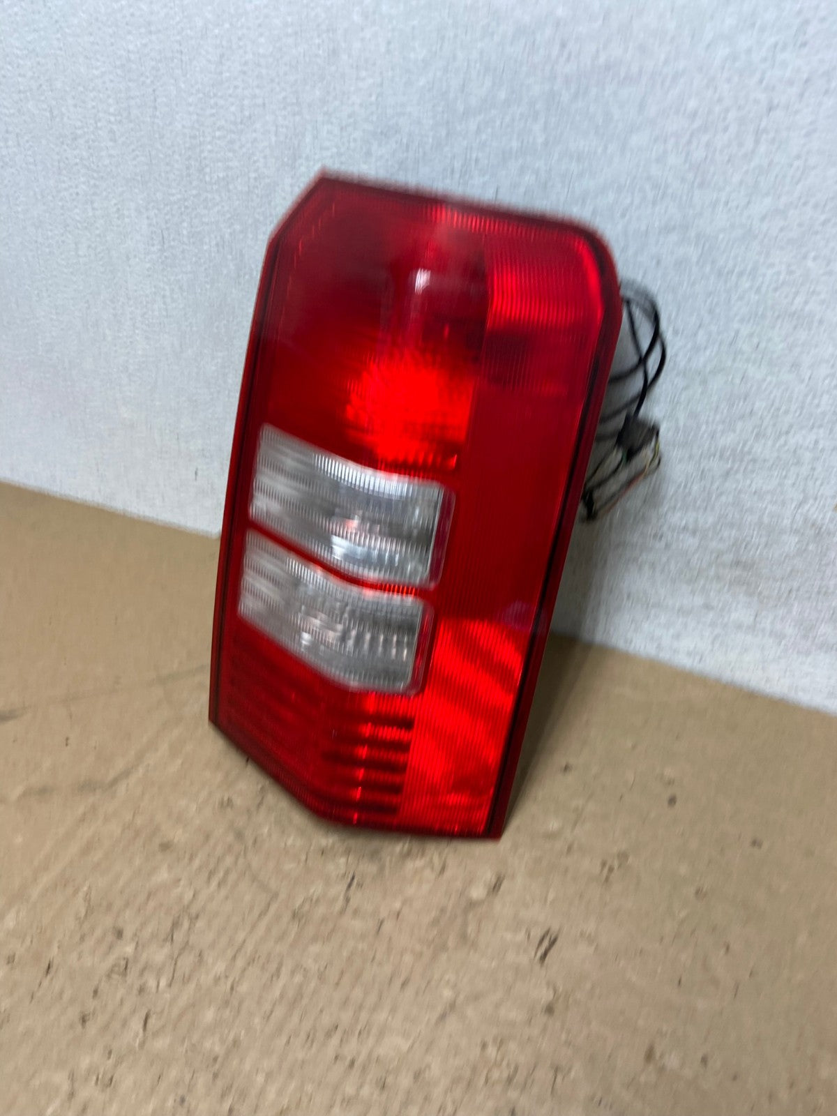 2008-2016 Jeep Patriot Right Passenger Rh Side Tail Light AG1170 LK1