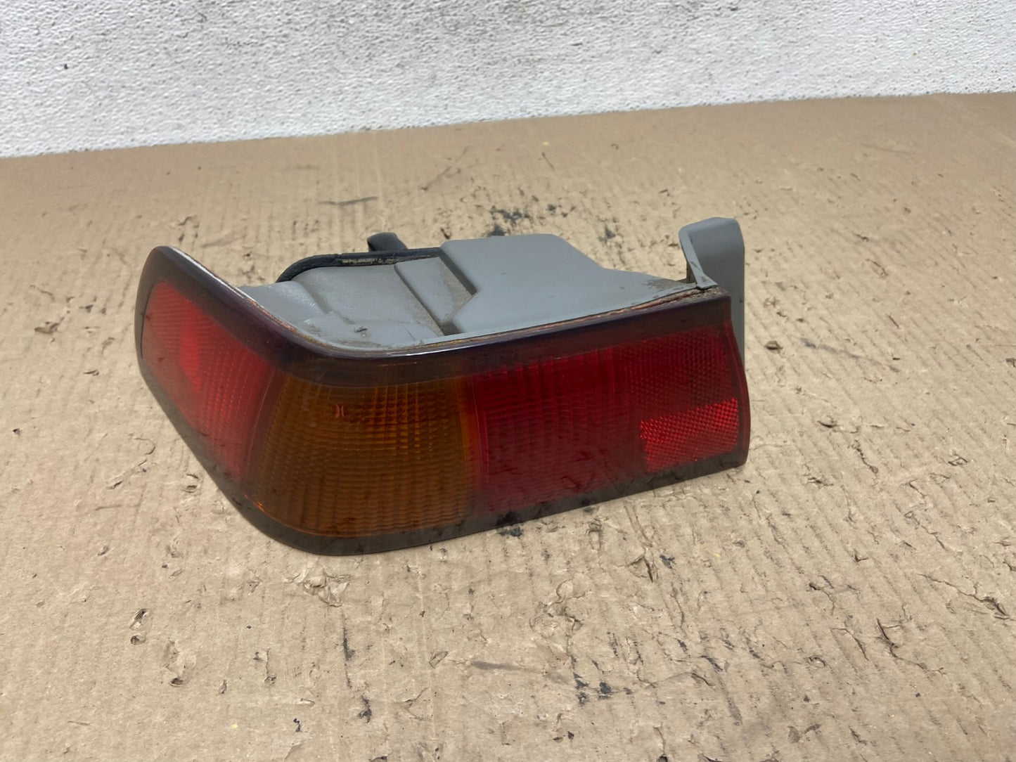 1997 1998 1999 Toyota Camry Tail Light Left Driver Rh Side AF7152 LK0