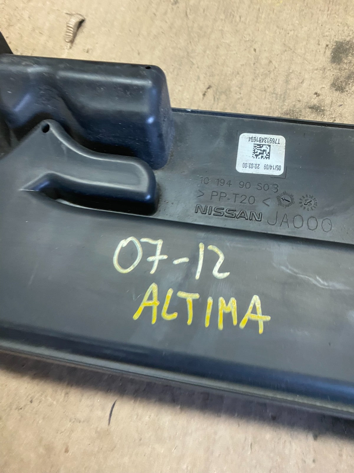 2007 to 2013 Nissan Altima 2.5L Air Duct Tube Resonator 16554-JA000 OEM q5845 DG8