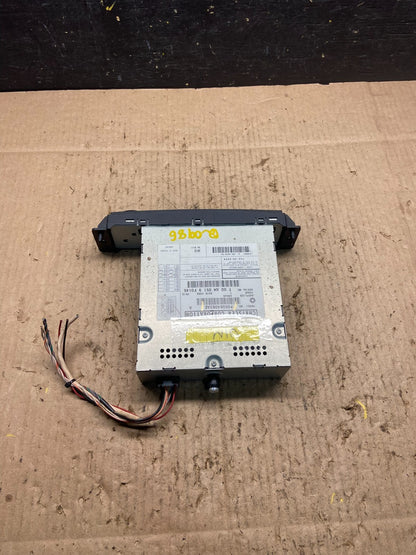 2008 to 2012 Chrysler Town Country DVD Player Receiver Q0986 DG4