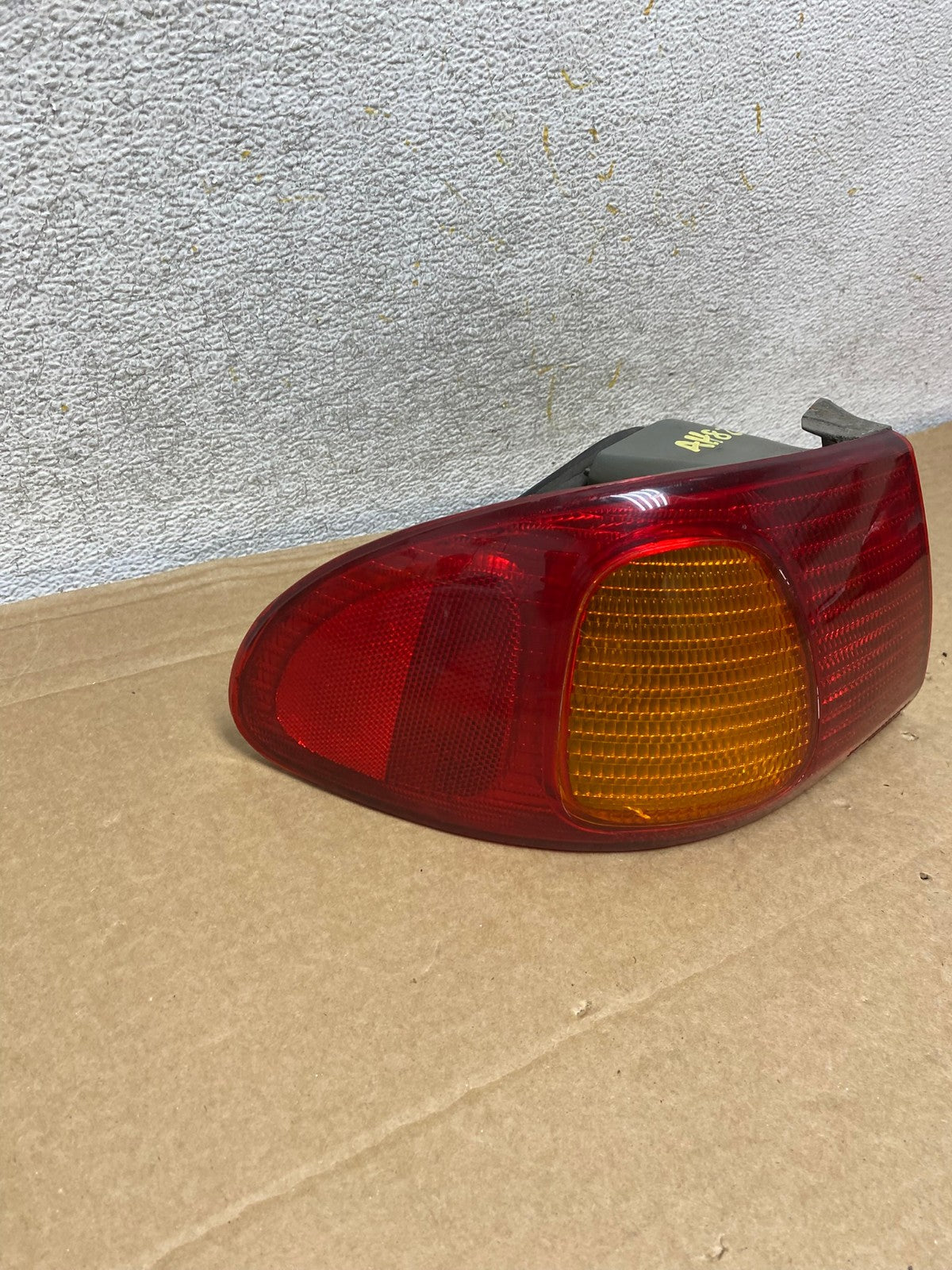 1998 1999 2000 Toyota Corolla Left Driver Lh Side Tail light AH8216 LK2