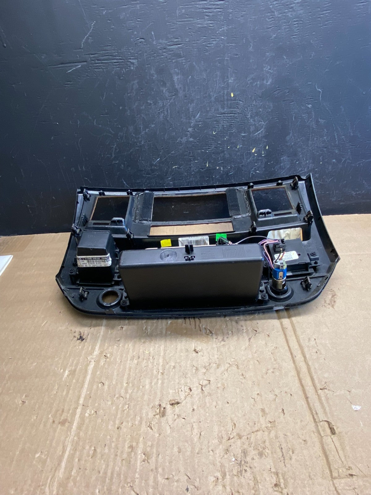 2006 to 2008 Dodge Ram Radio Climate Control A/C Heat Dash Bezel Trim ae1858 DG4