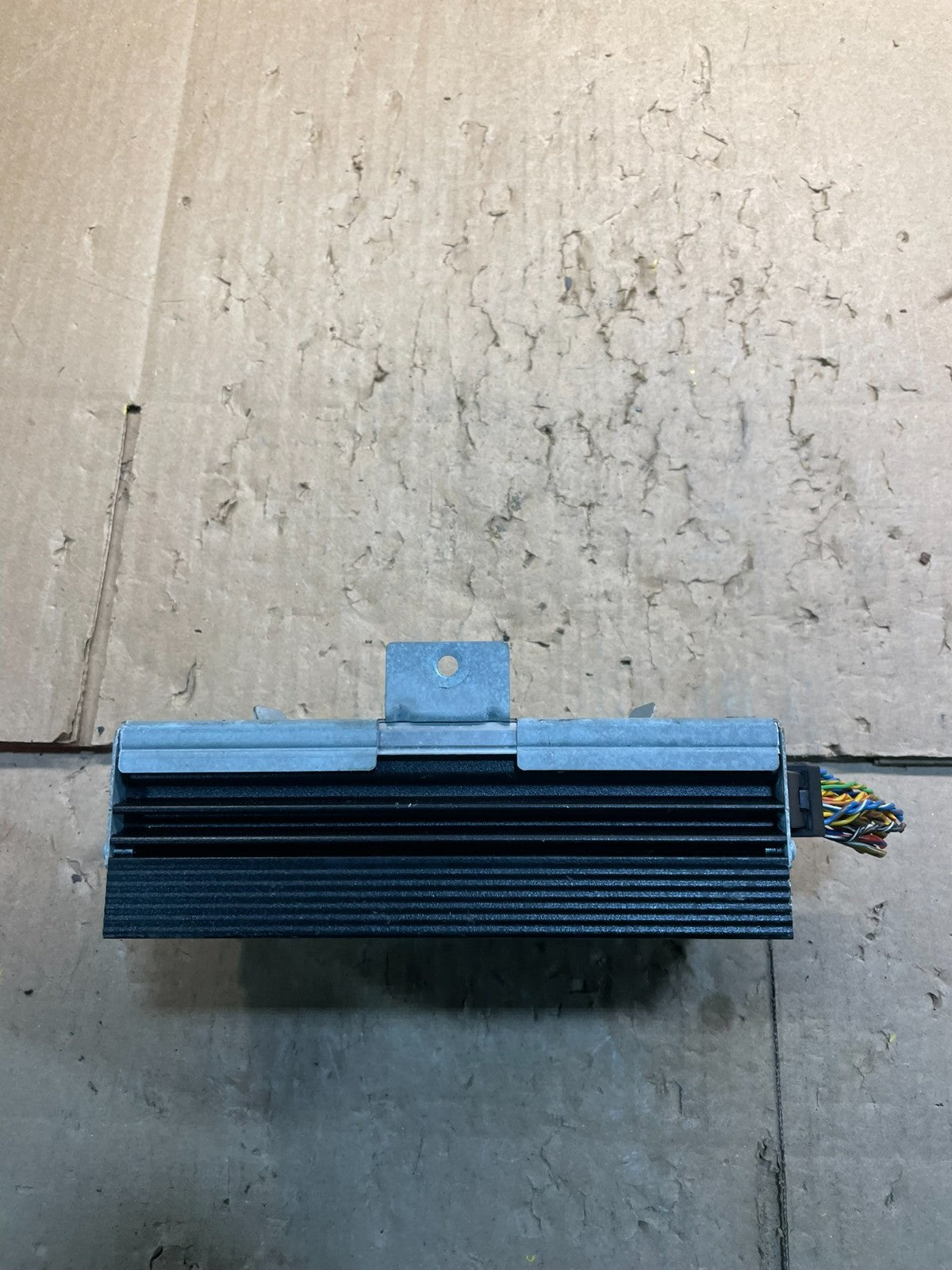 2007-2010 BMW X5 Top HiFi Lear Radio Audio Amplifier Amp OEM W1363 DG4