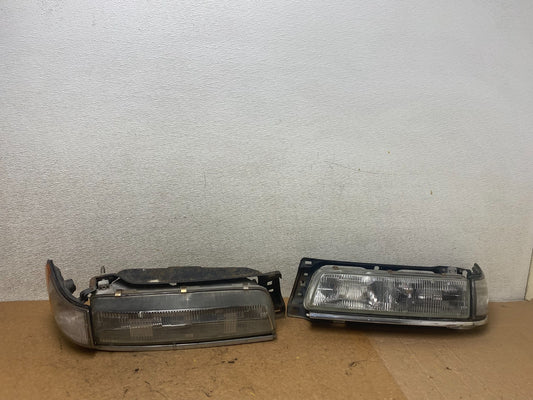 1990-1992 Infiniti M30 Left+Right Side Set Halogen Turn Sgn Headlight S7411 DG0
