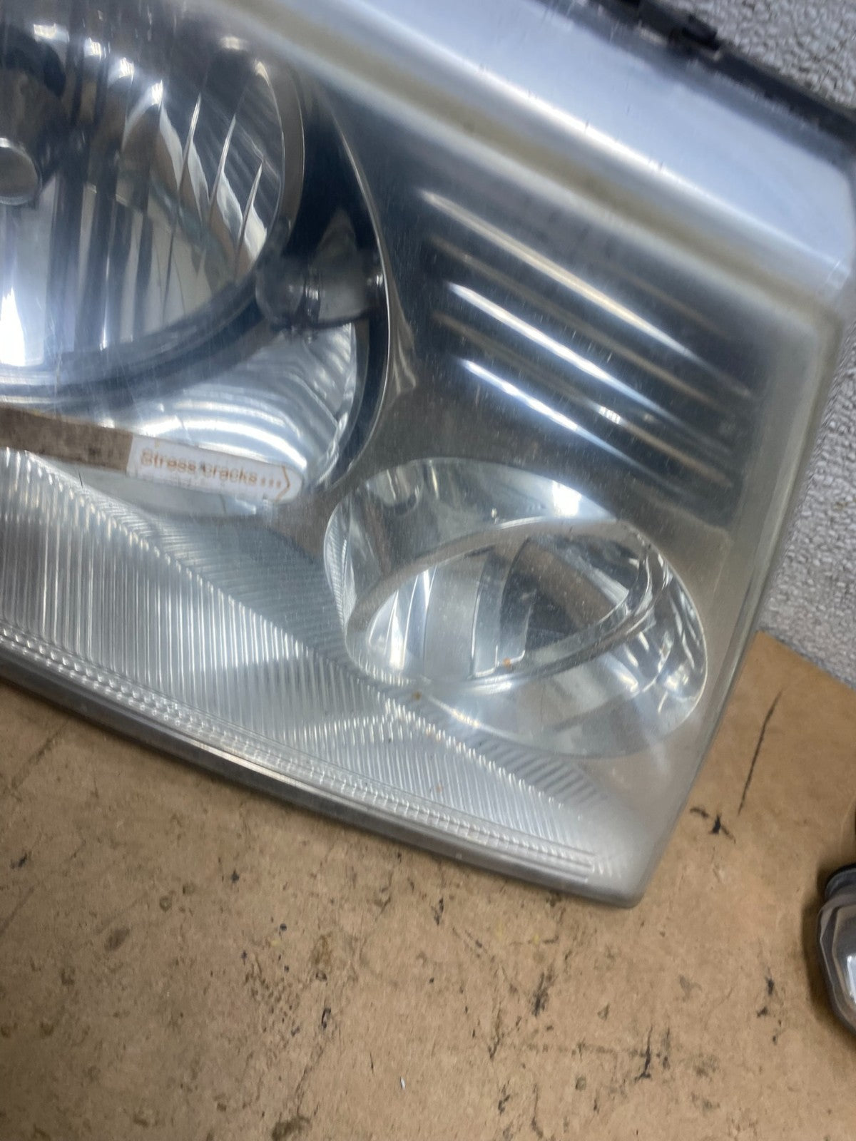2004 to 2008 Ford F-150 F150 Left+Right Halogen Headlights X5608 DW8