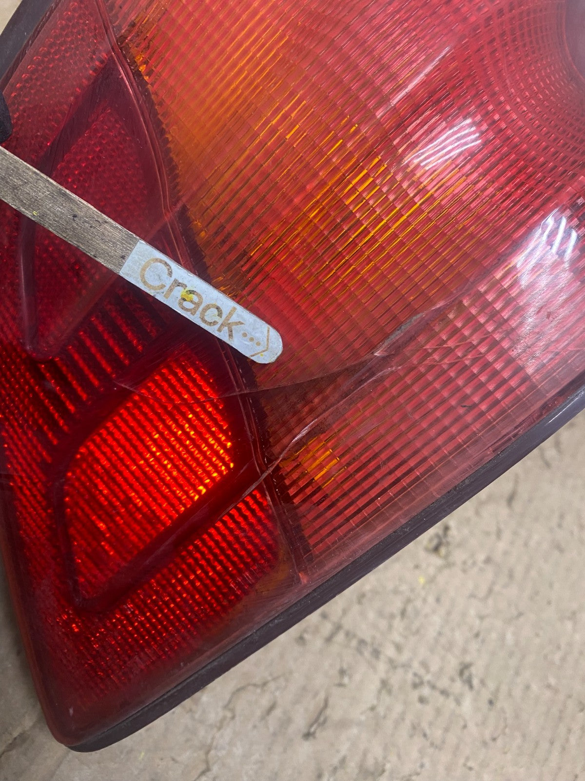 1999 to 2002 Mercedes R129 SL500 SL600 Rear Left Driver Side Tail Light W7581 DG4