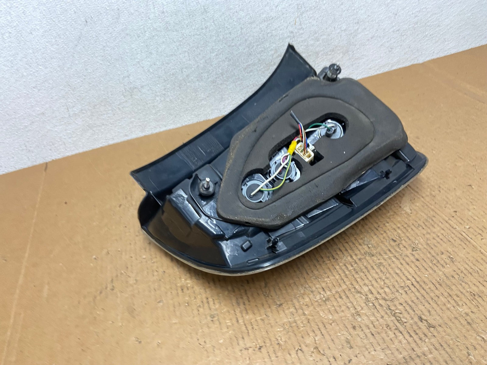 2006 to 2009 Toyota Prius Tail Light Right Passenger Side AE1584 LK5