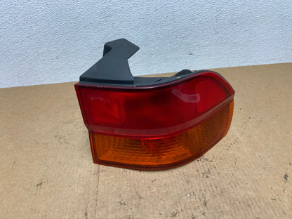 1999 2000 2001 Honda Odyssey Right Passenger Side Tail Light Oem AC3352 LK0