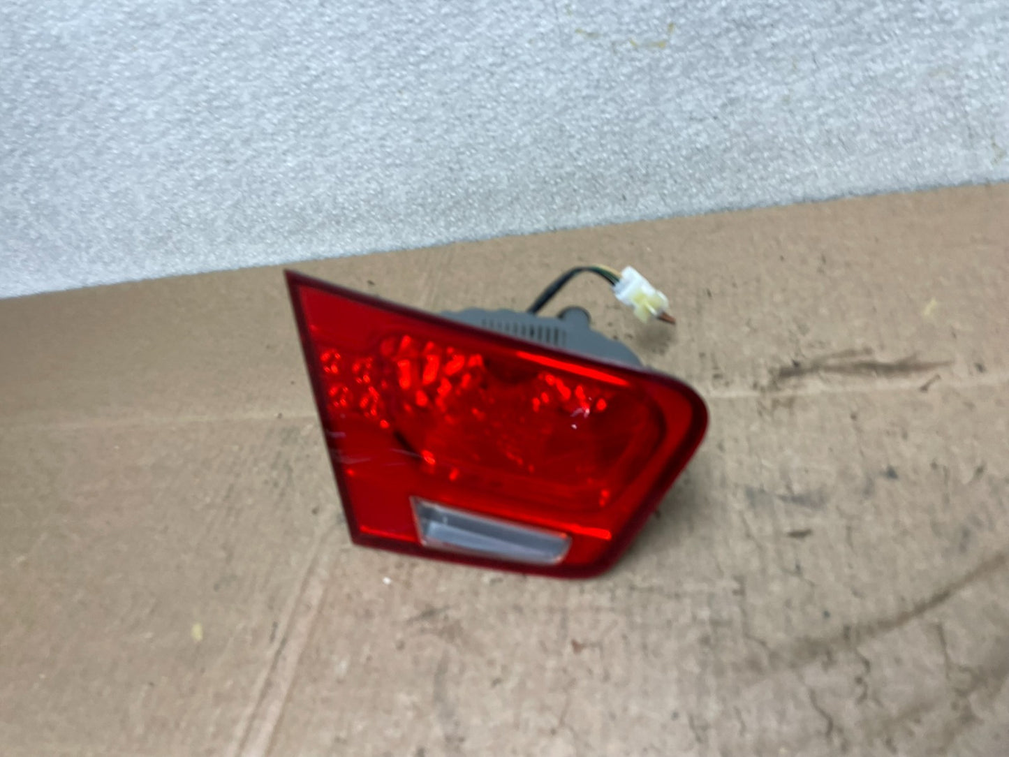 2010 to 2013 Kia Forte Left Driver LH Side Tail Light Inner Oem Y8921 DW1