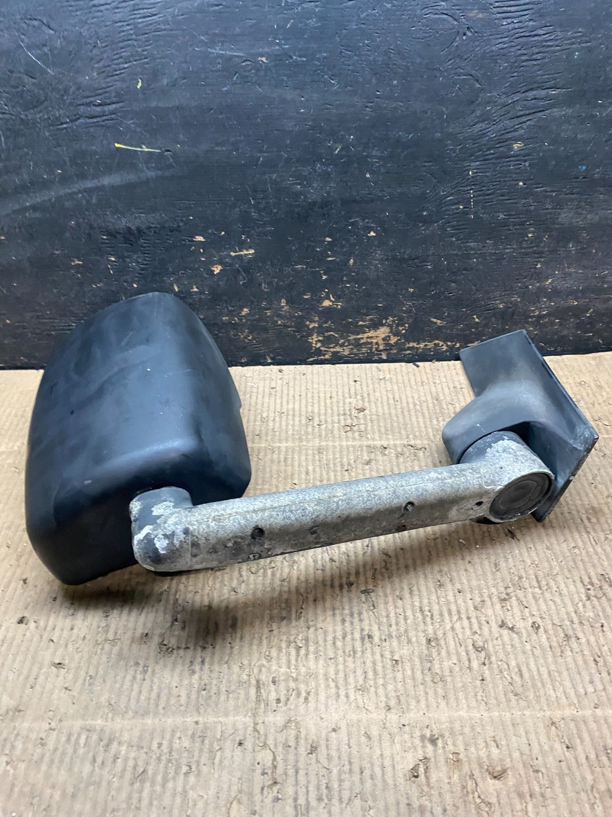 2003 to 2017 Chevrolet Express Savana Right Passenger Side View Mirror T9738 DG3