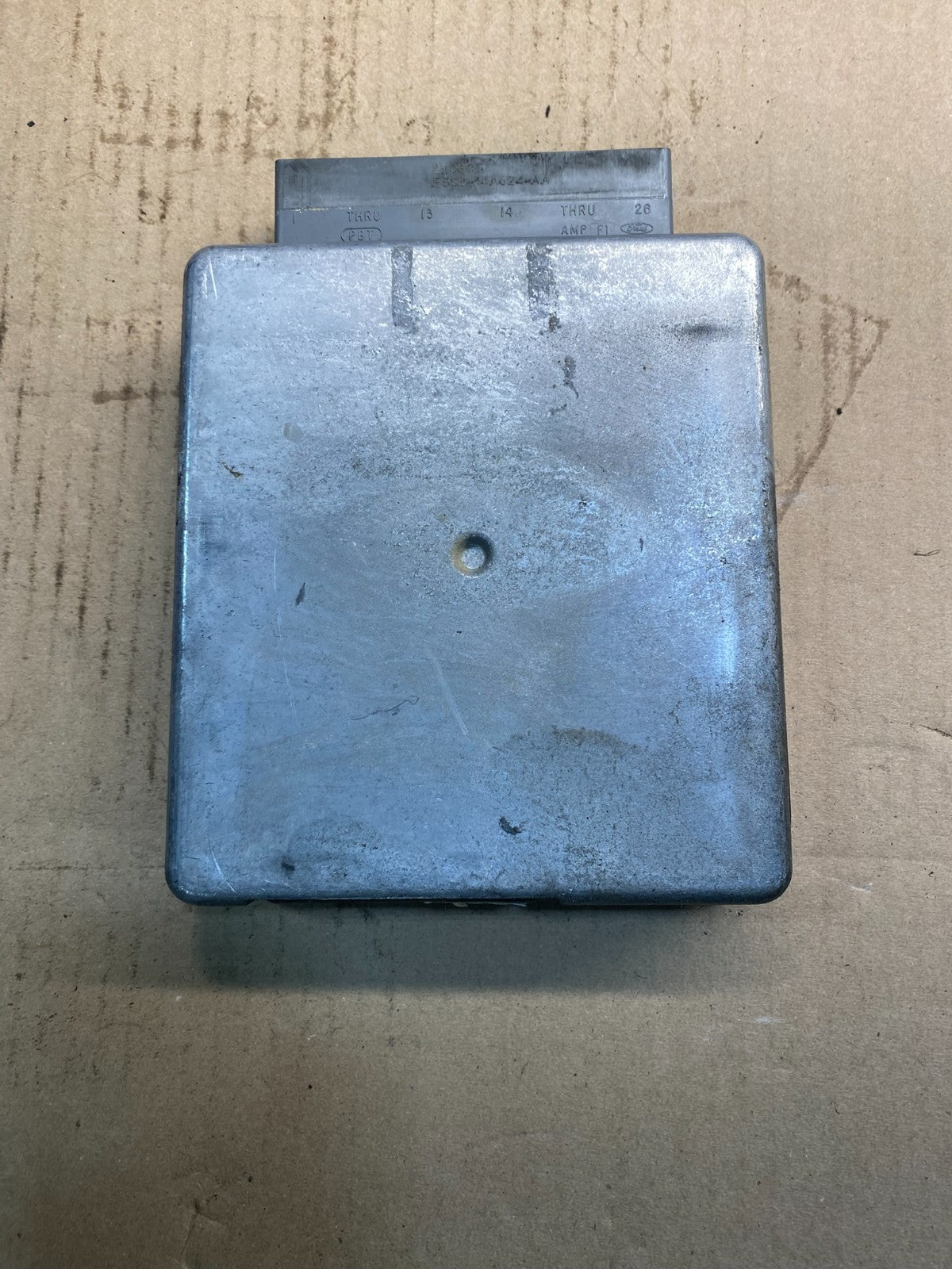 2002 Ford Van E150 E250 4.2L Engine Control Module 2c2a-12a650-aD z4862 DG2