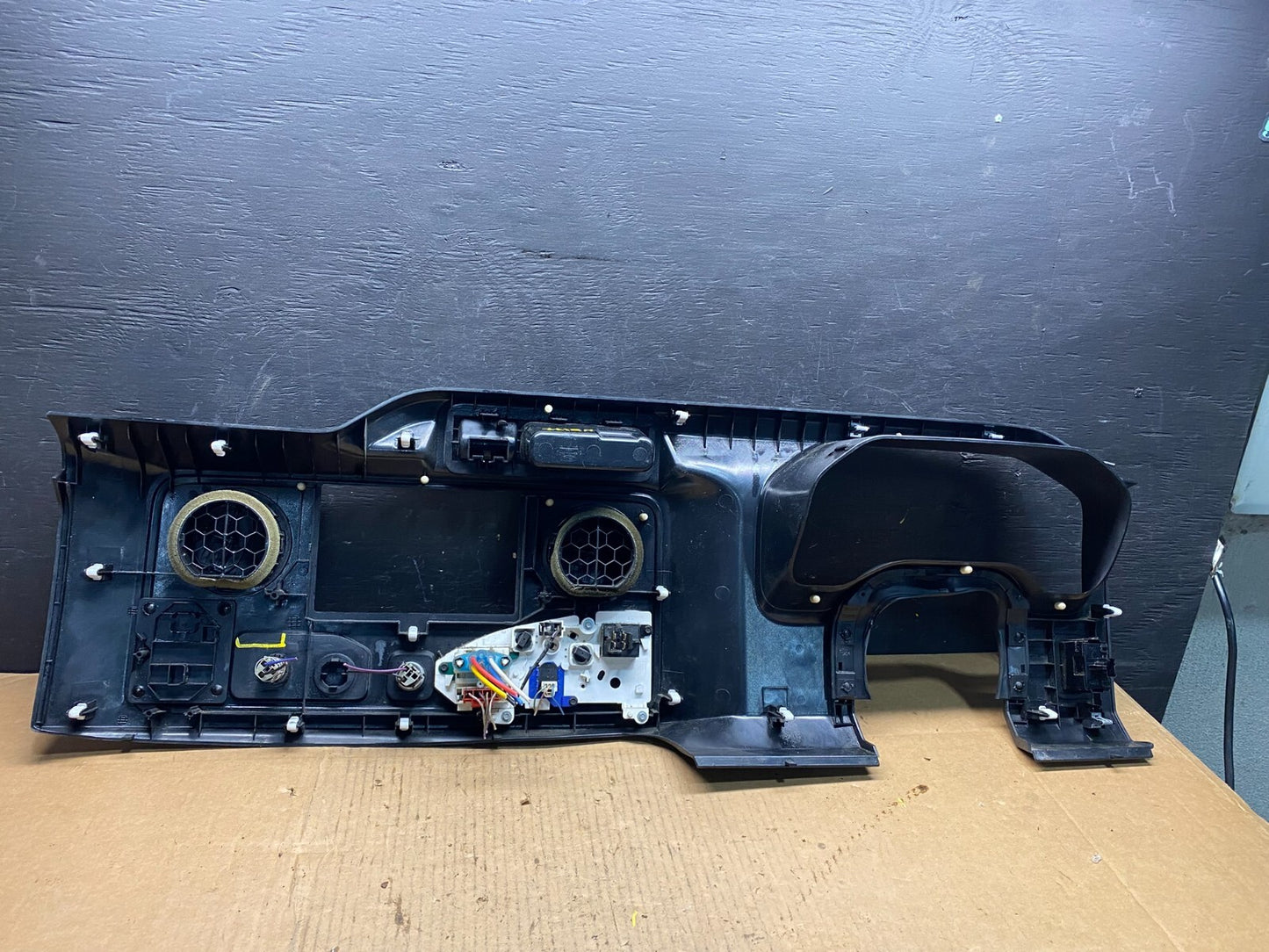 2009 - 2014 Ford E150 E250 Gauge Speedometer Cluster Radio Bezel Trim N5177 DG4