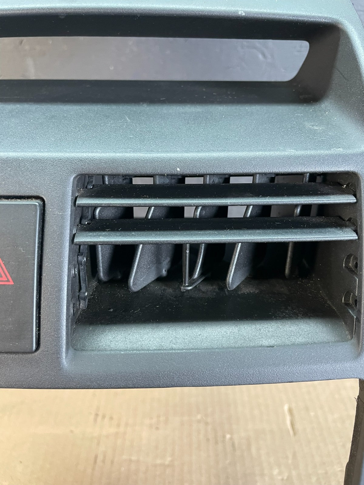2010 - 2015 Mazda CX-9 Radio Dash Trim Bezel W/Vent AC Climate Control AE3448 DG3