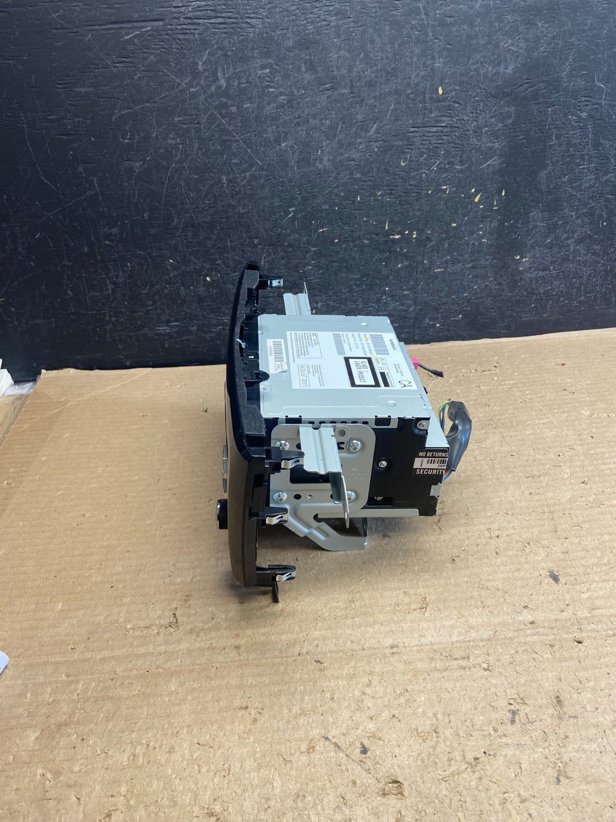 2017 to 2019 Nissan Rogue AM FM XM Radio CD Player Screen Receiver ah5424 DG2