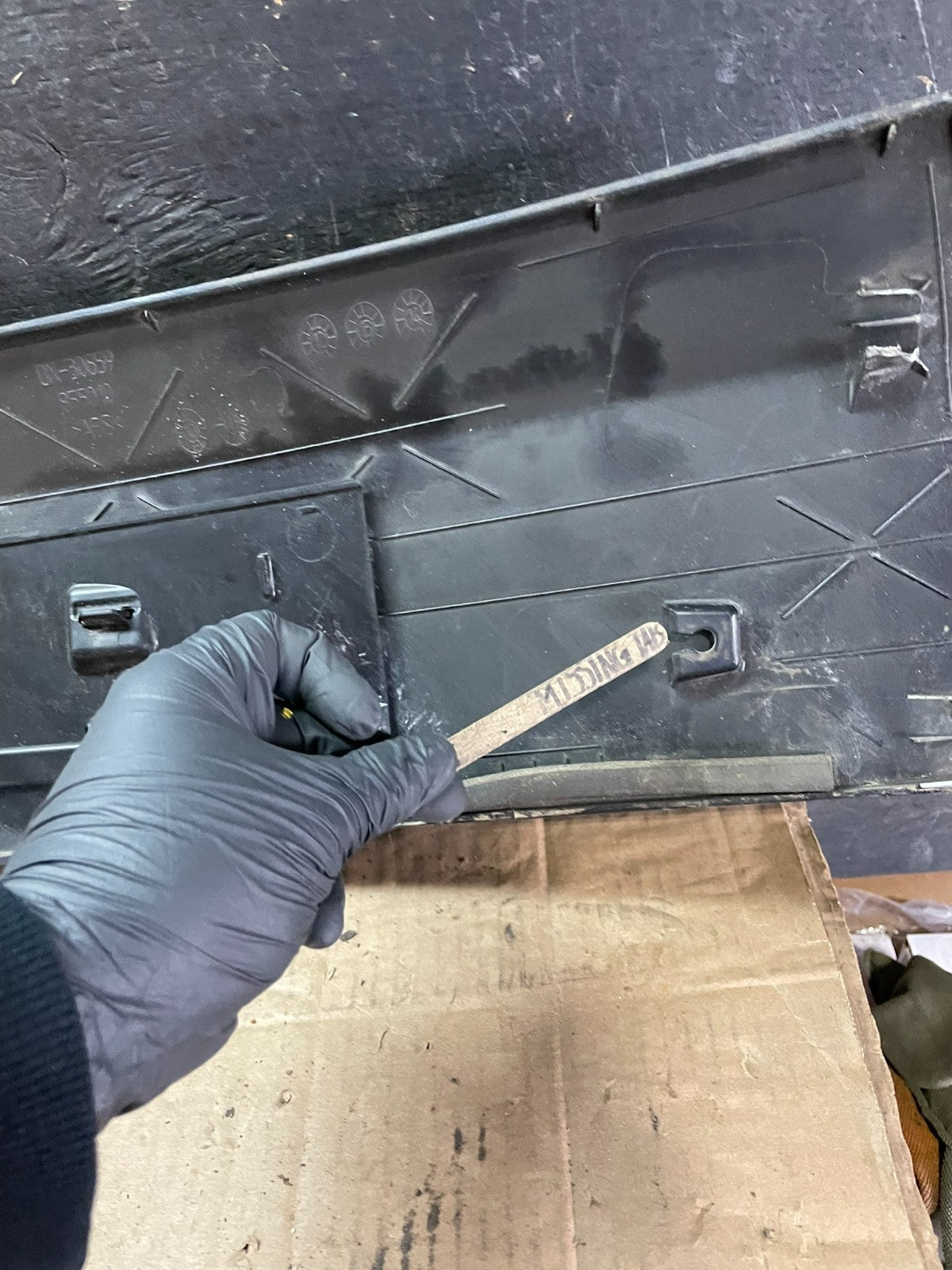 2011 to 2018 Dodge Grand Caravan Tail Gate Trim Molding With Camera OEM U7489 DG14