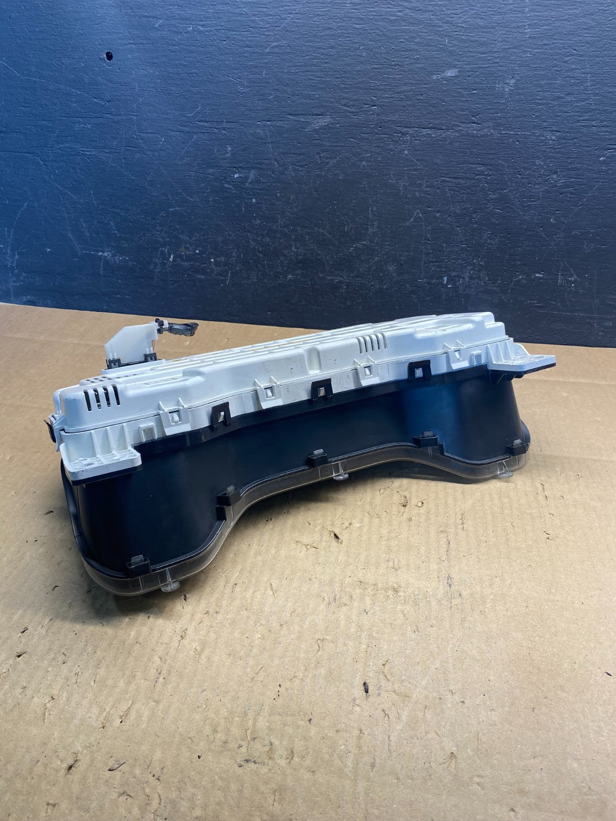 2014 2015 Ford E150 E250 E350 VAN Gauge Speedometer Cluster AD1623 DG4