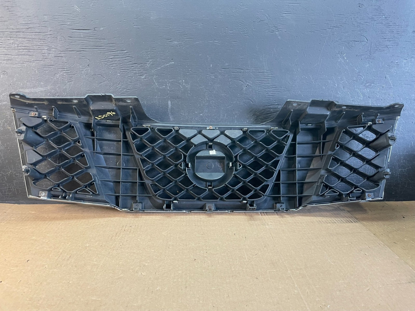 2005 2006 2007 Nissan Pathfinder Chrome Front Upper Grill Grille AD0196 DG3