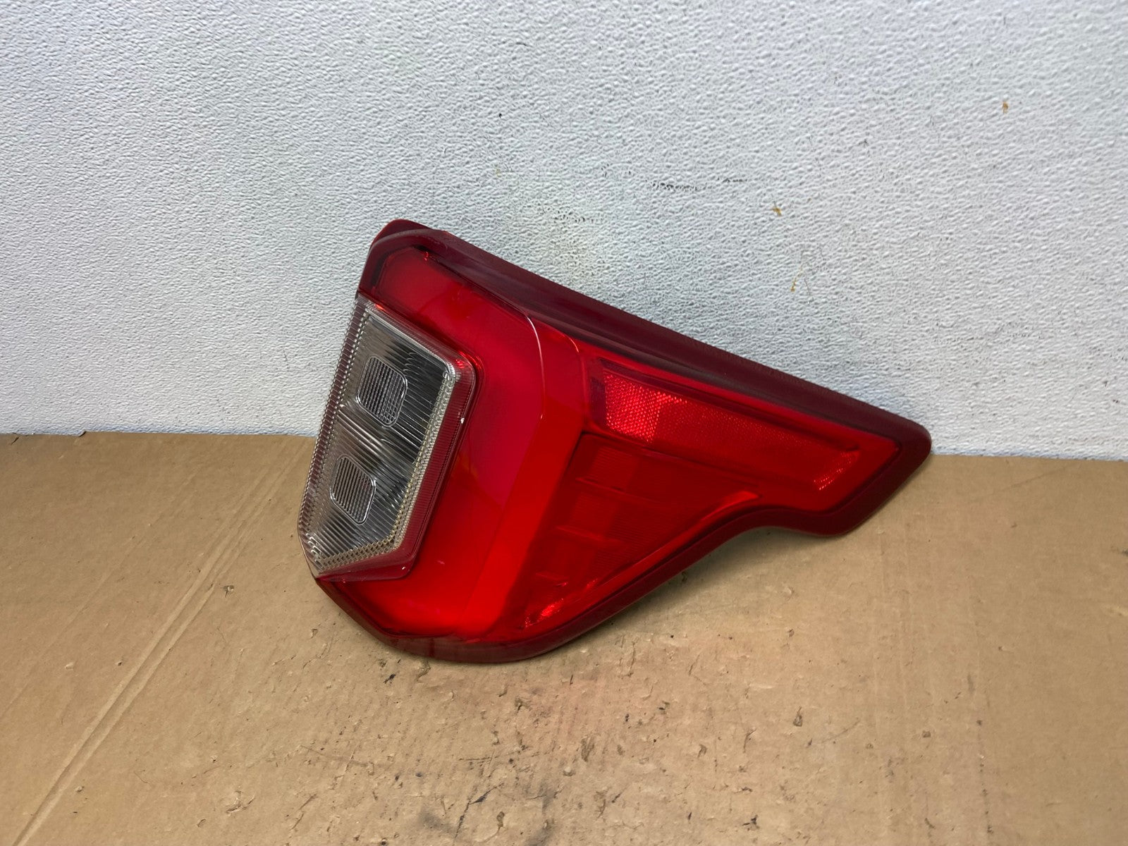 2020 2021 2022 2023 Ford Explorer Right Passenger Side Tail light AD3054 LK1