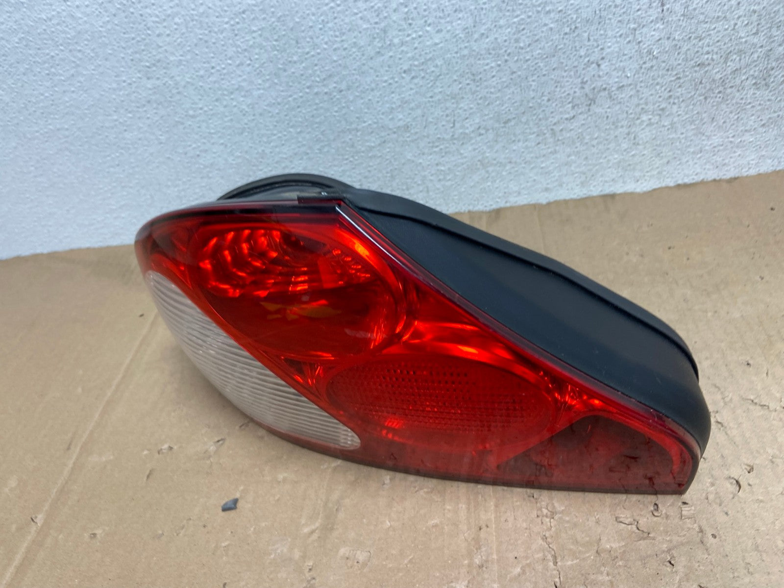 2001 to 2008 Jaguar X-Type Right Passenger RH Side Tail Light AE9271 LK1