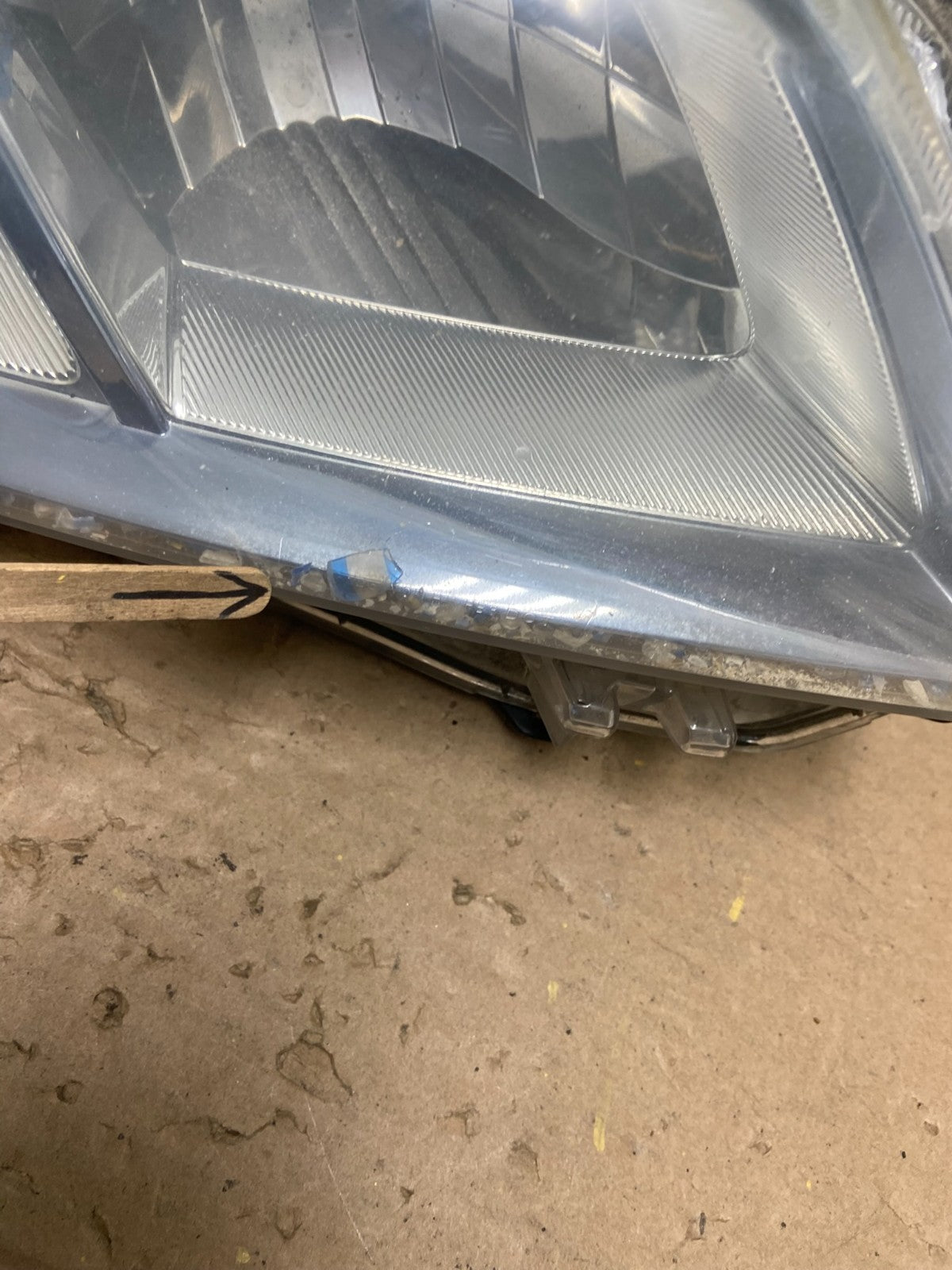 2010 - 2011 Toyota Prius Right Passenger Rh Blue Halogen Headlight AB0883 DW4