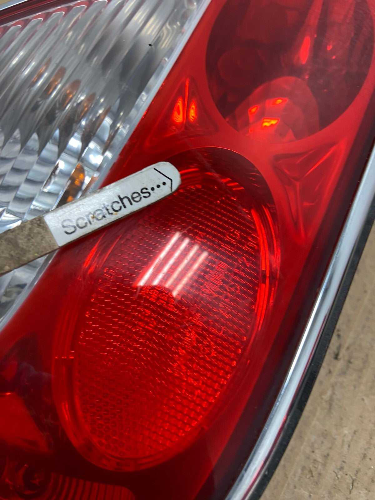 2004 to 2006 Jaguar XJ8 Left Driver LH Side Tail Light AC3930 LK3
