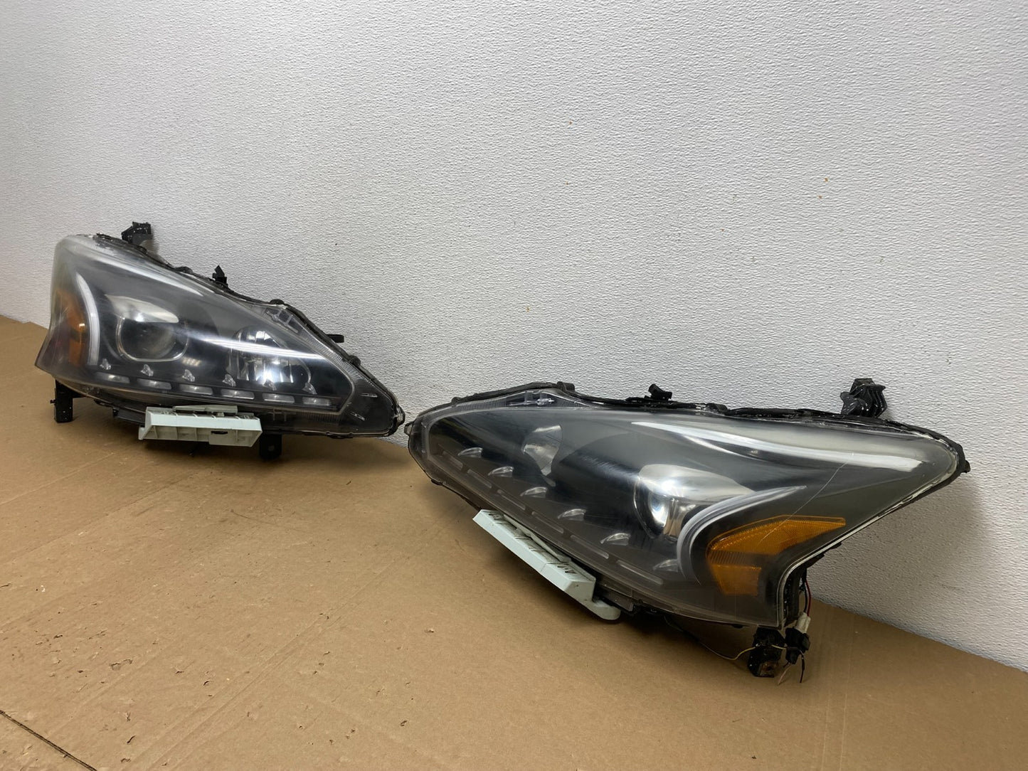 2013 to 2015 Nissan Altima Left+Right Side Set LED Headlights ac5643 DG1