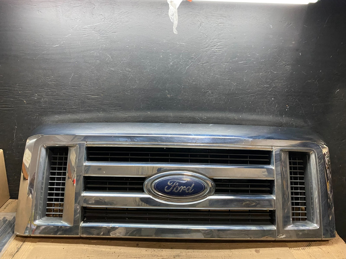 2008 to 2014 Ford Econoline E150 E250 Front Upper Chrome Grill Grille v2525 DG0
