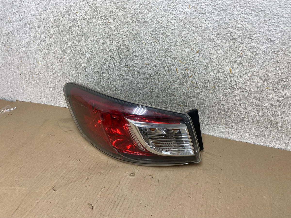 2010 2011 2012 2013 Mazda 3 Left Driver Lh Side Tail Light AH6776 LK2
