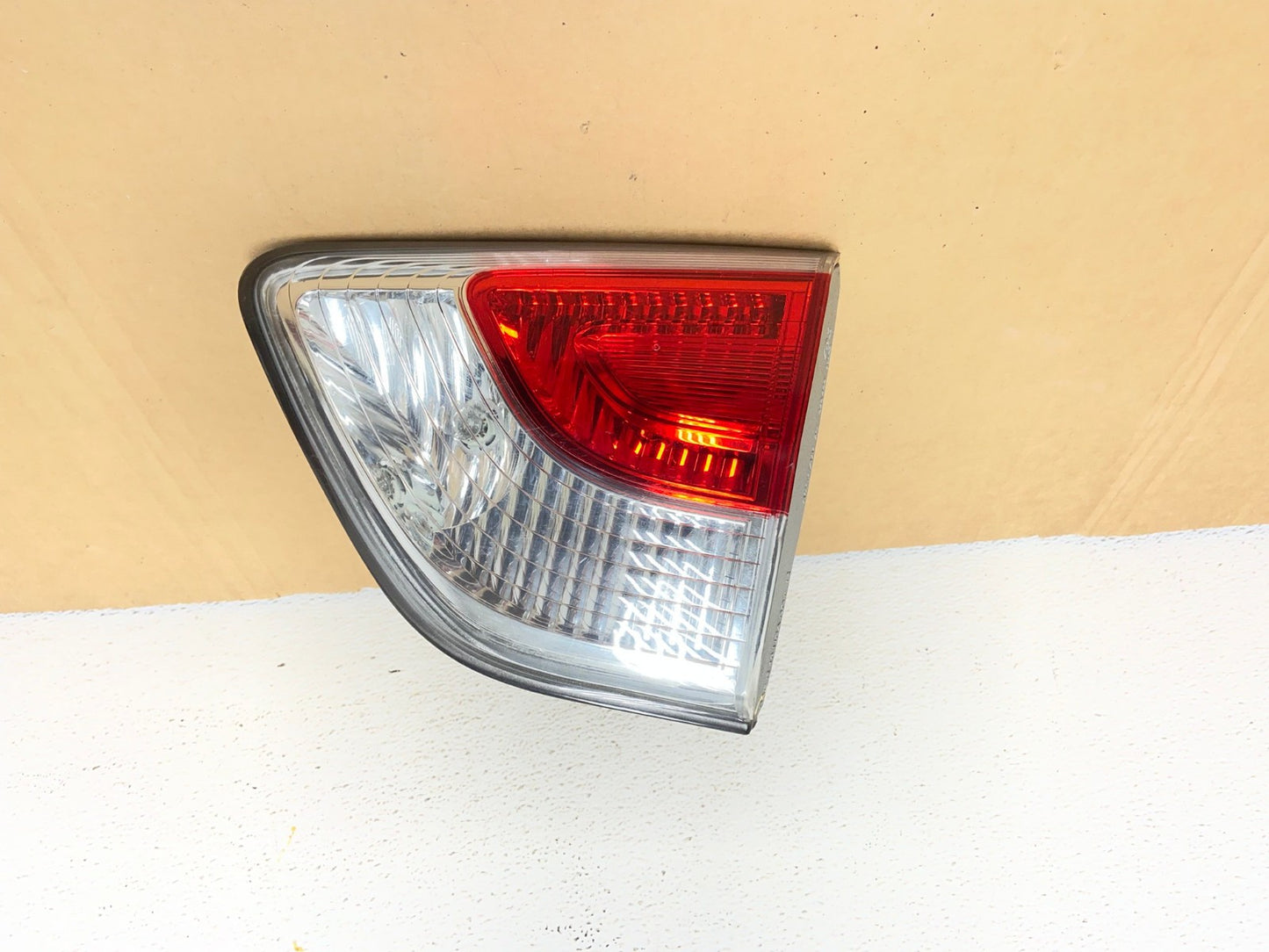 2013 to 2016 Nissan Pathfinder Right Passenger Inner Tail light AD2558 LK0
