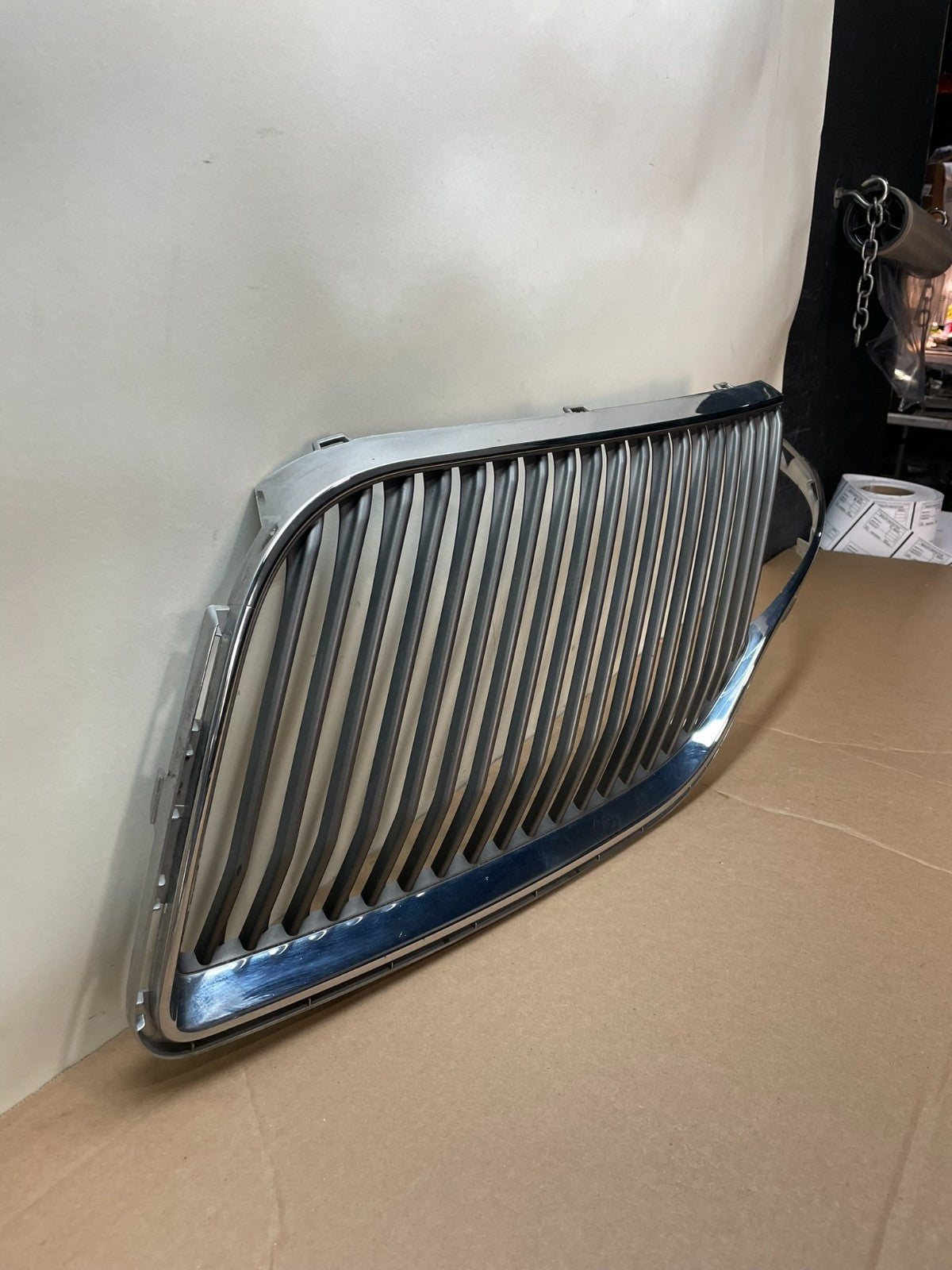 2013 to 2016 Lincoln MKT Left Driver LH Side Front Grill Grille ah8835 DG2