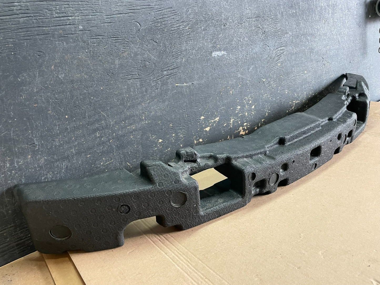 2017 to 2018 Kia Forte Front  Bumper Impact Absorber Z8561 DG2