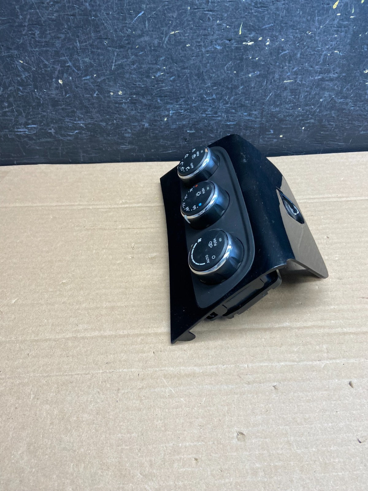 2011-2014 Chrysler 200 Heater AC Climate Switch Temperature Control ag5089 DG1