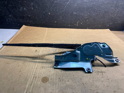 2009 to 2013 Subaru Forester Rear Windshield Washer Wiper Motor Y4168 PS5