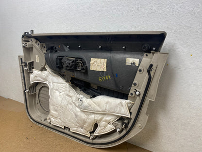 2013 to 2019 Ford Taurus Front Left Side Interior Door Panel G17827