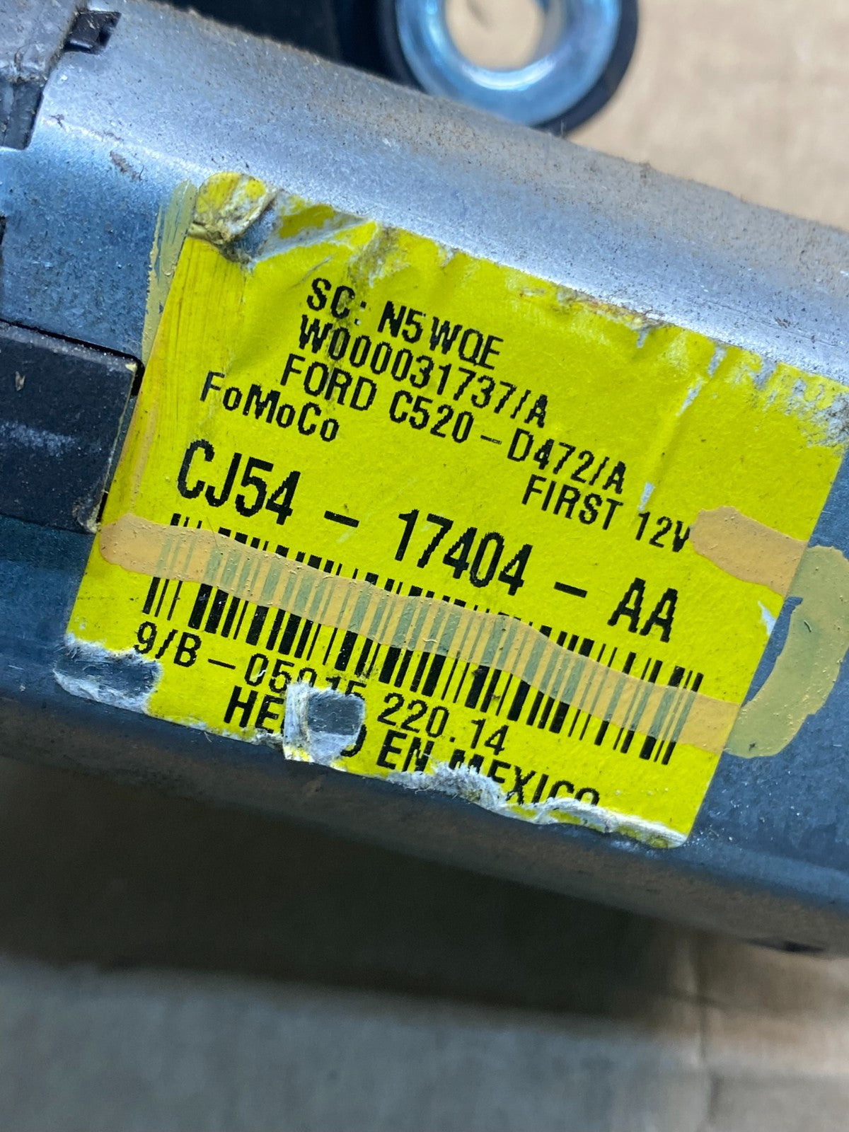 2013 to 2019 Ford Escape Rear Windshield Wiper Motor af7617 DG5